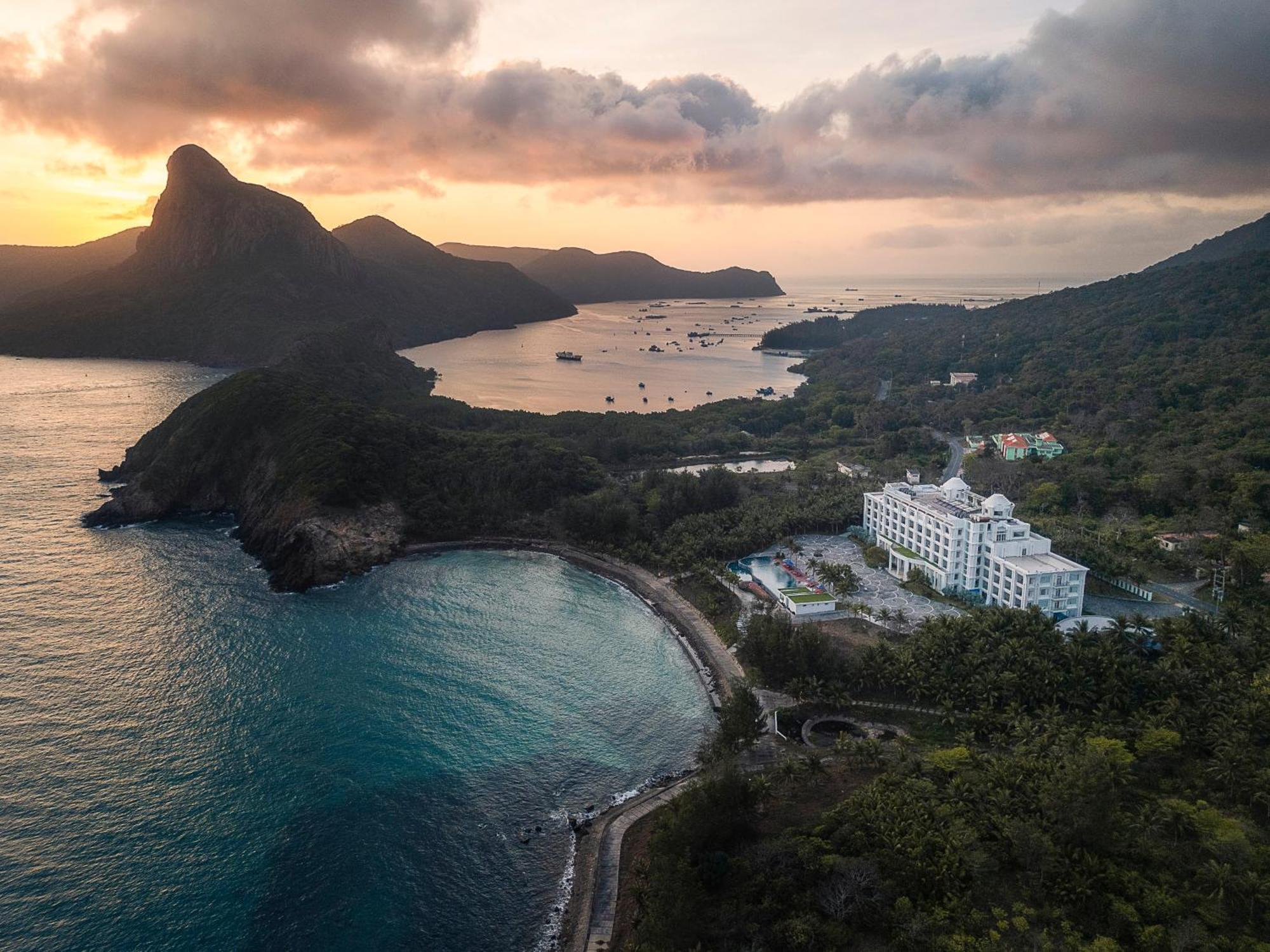 Orson Hotel & Resort Con Dao Chi Khu Co Ong Exterior foto