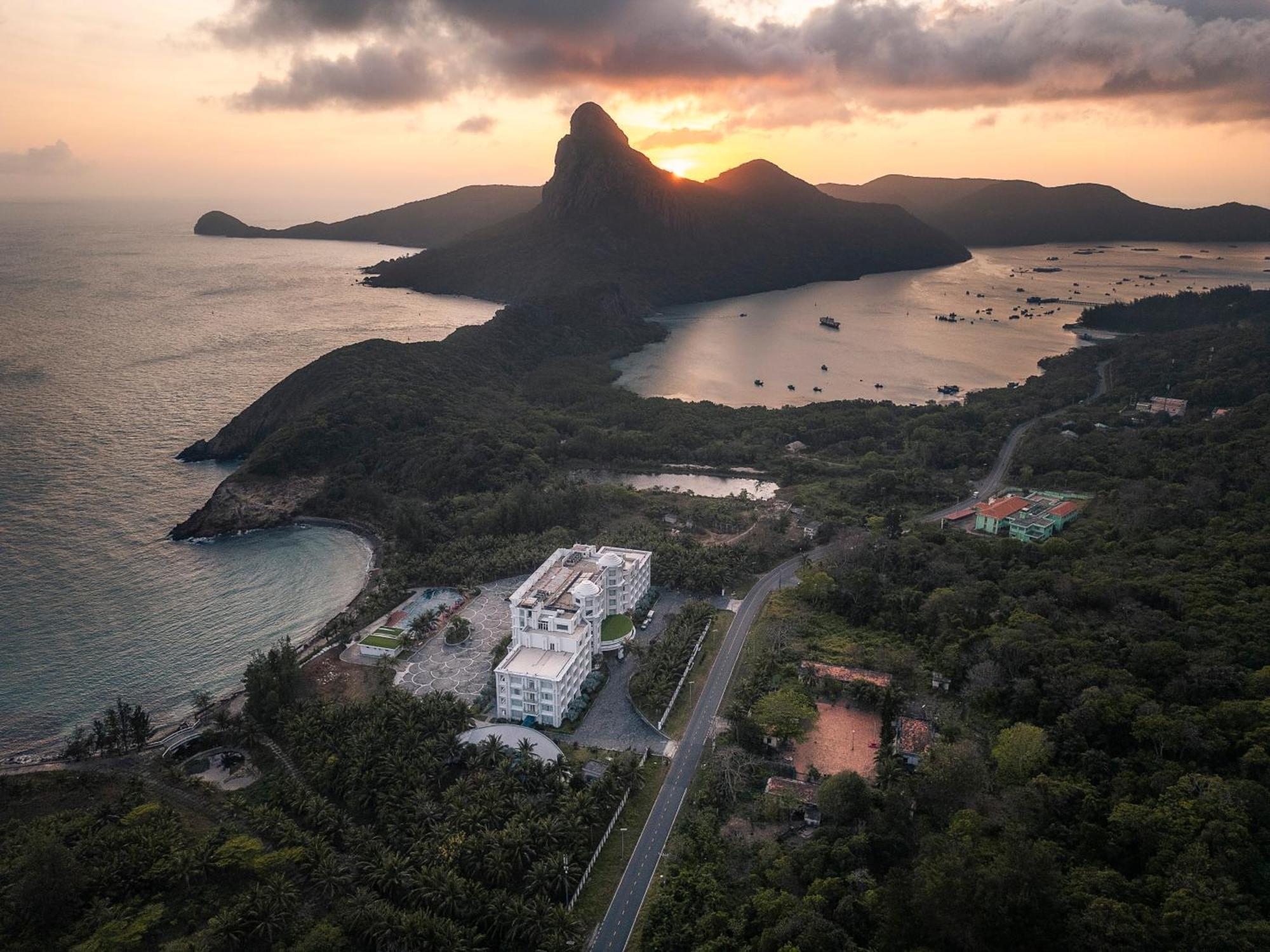 Orson Hotel & Resort Con Dao Chi Khu Co Ong Exterior foto